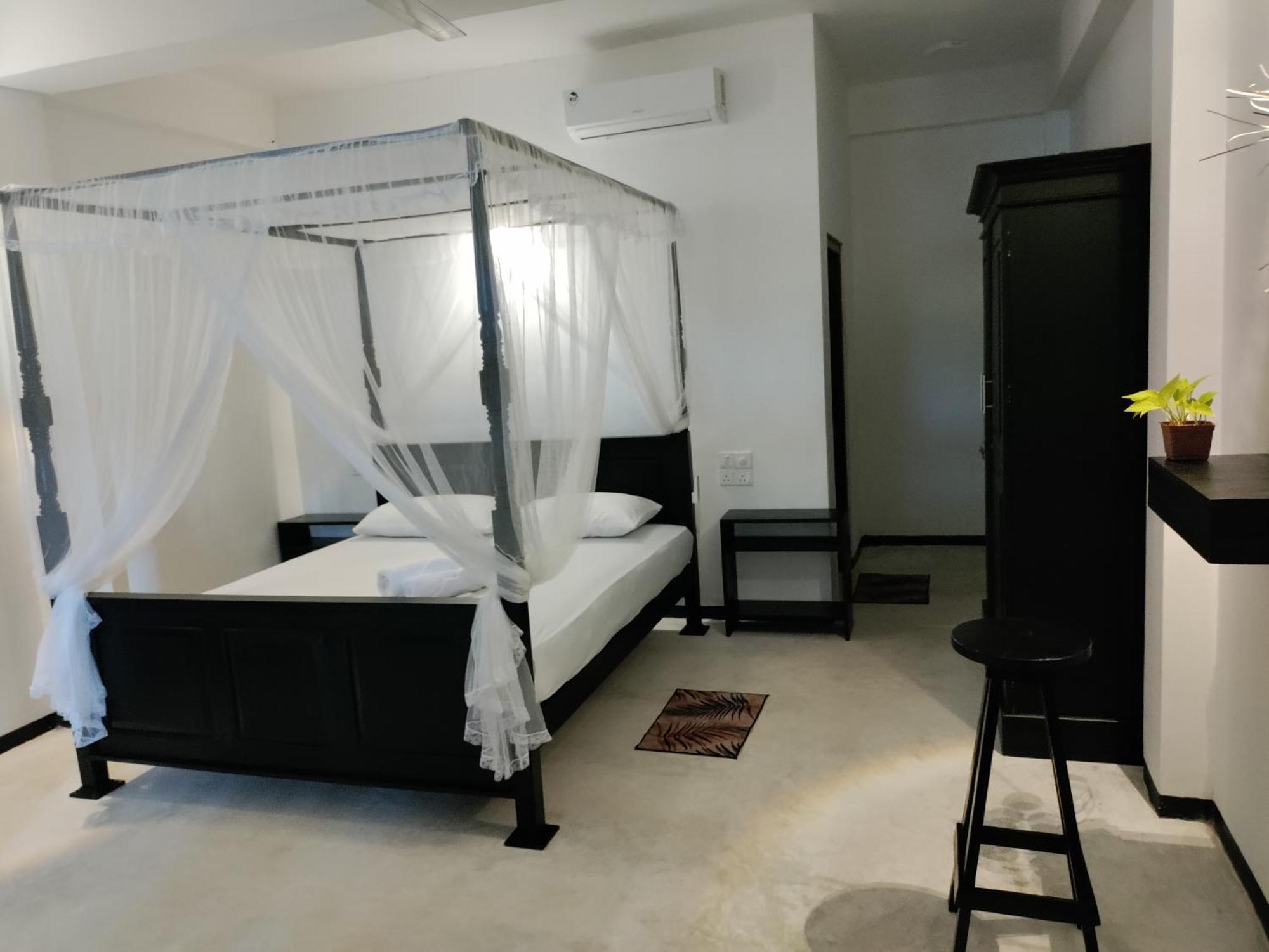 La Fiesta Bed and Breakfast Weligama Værelse billede